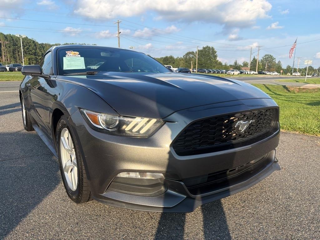 Ford Mustang 2dr Fastback V6 2016