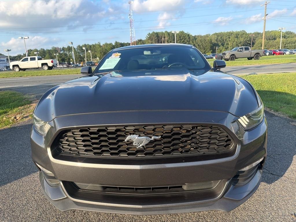 Ford Mustang 2dr Fastback V6 2016