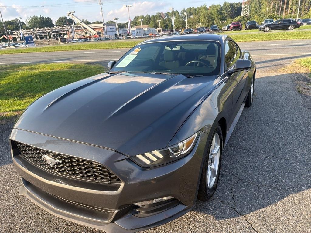 Ford Mustang 2dr Fastback V6 2016