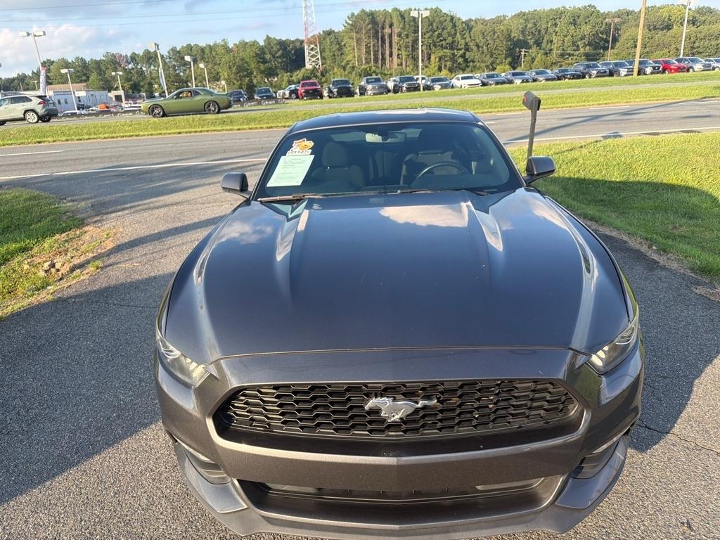 Ford Mustang 2dr Fastback V6 2016