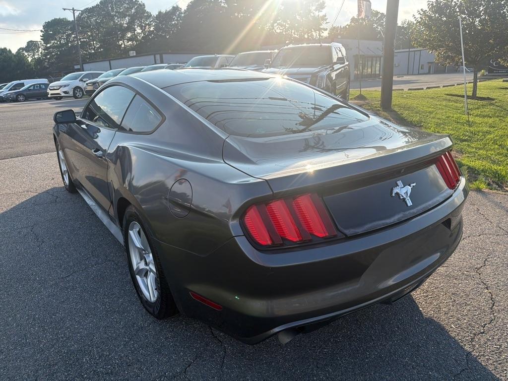 Ford Mustang 2dr Fastback V6 2016