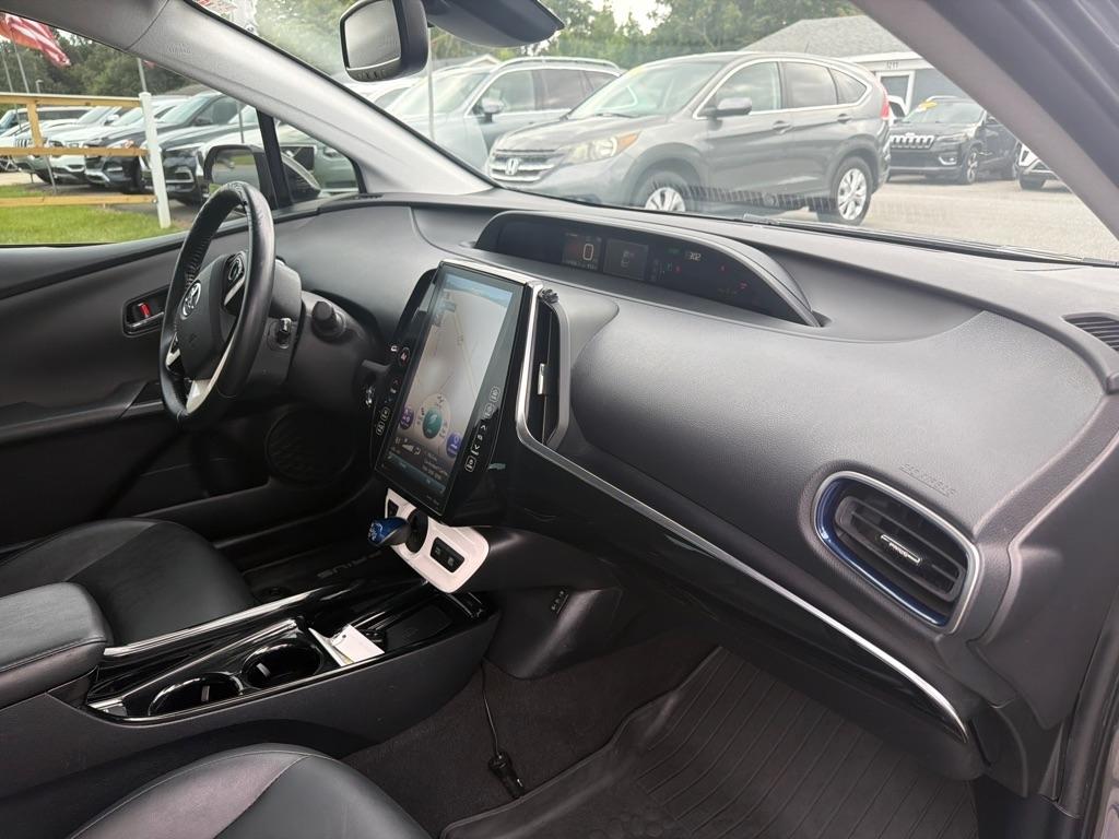 Toyota Prius Three Touring (Natl) 2018