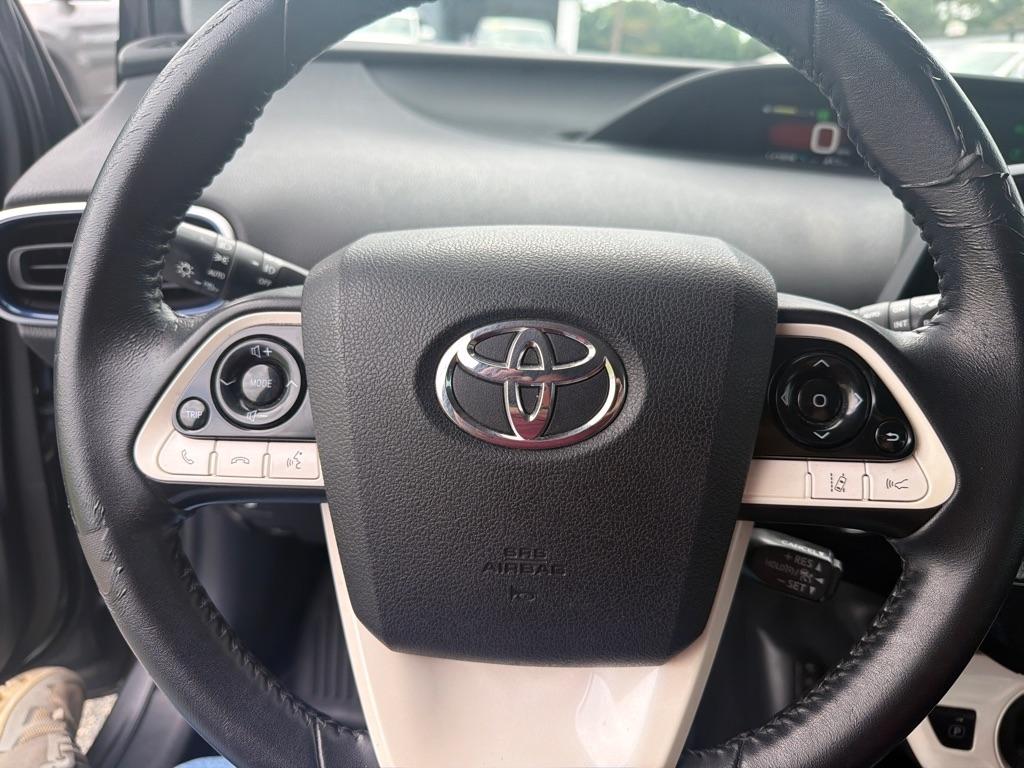 Toyota Prius Three Touring (Natl) 2018