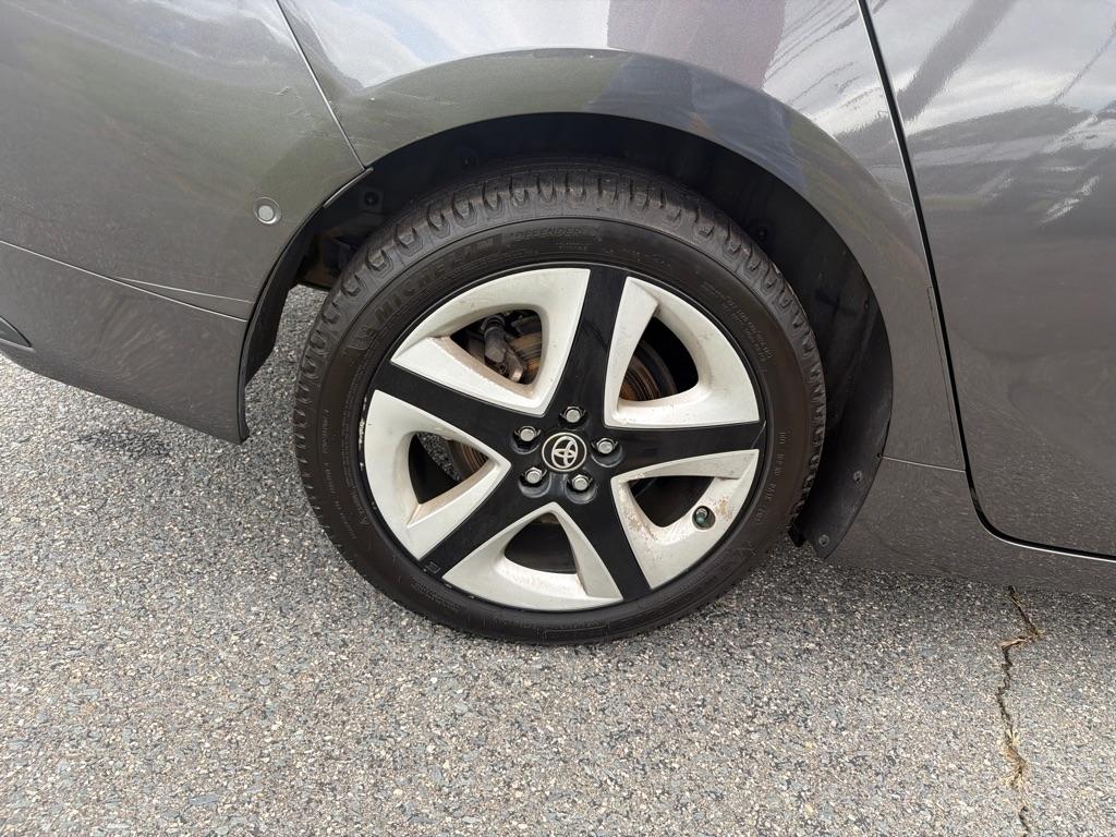 Toyota Prius Three Touring (Natl) 2018