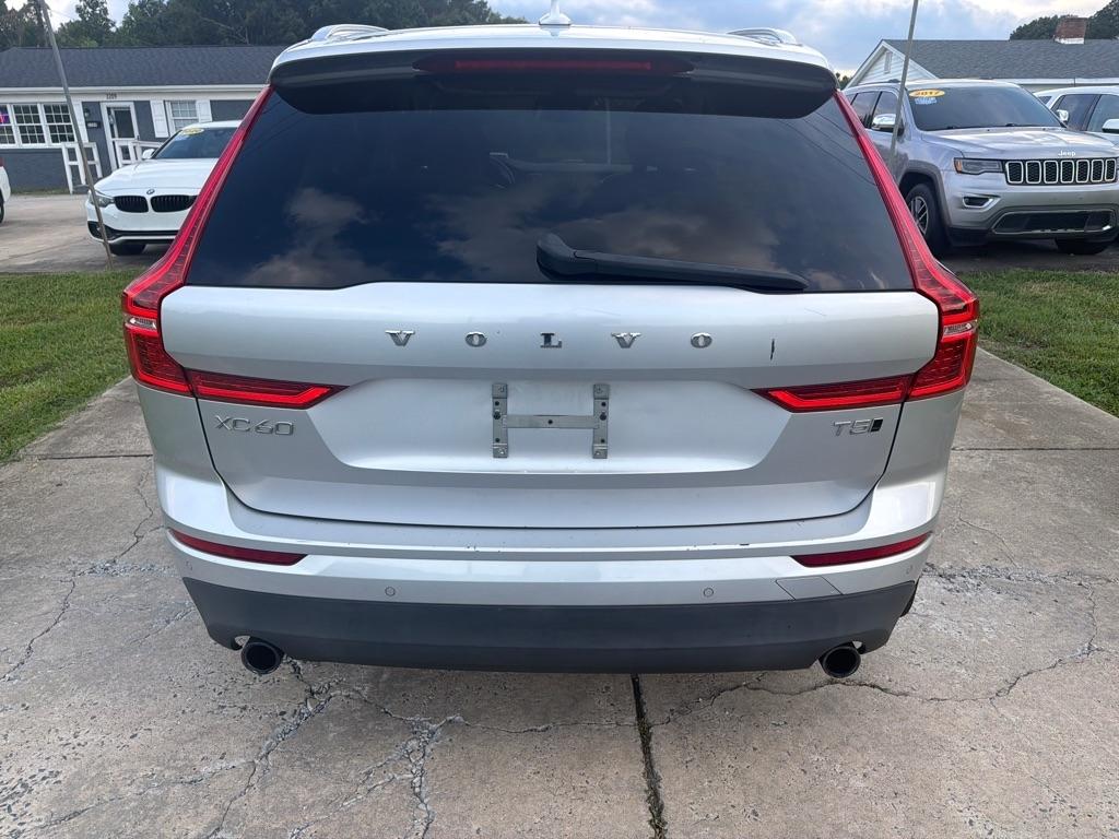 Volvo XC60 T5 AWD Momentum 2018