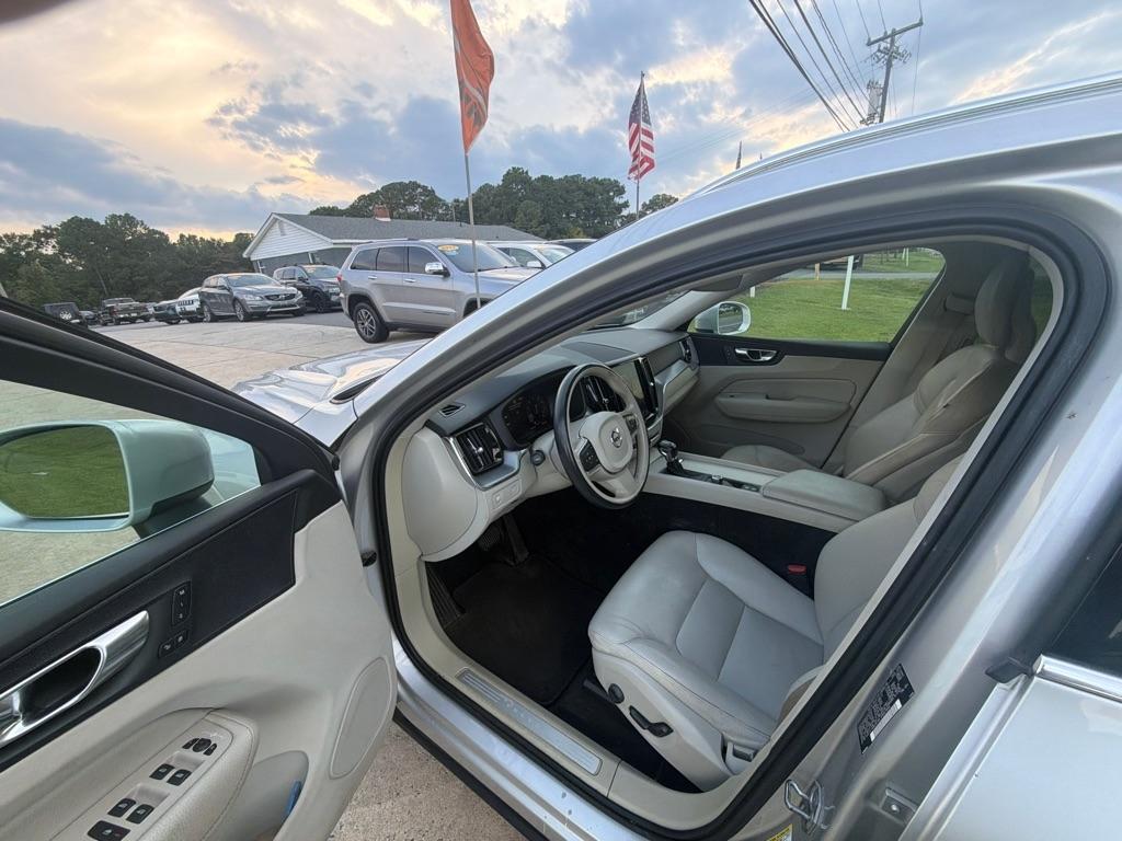 Volvo XC60 T5 AWD Momentum 2018
