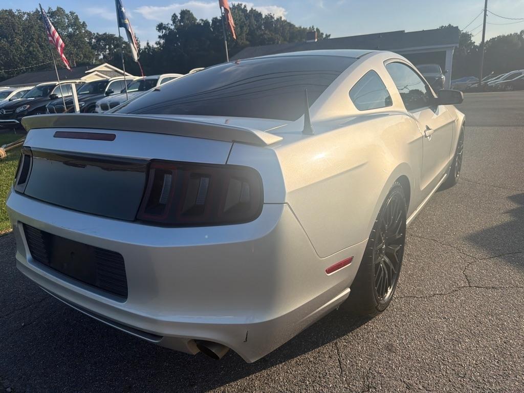 Ford Mustang 2dr Cpe V6 2014