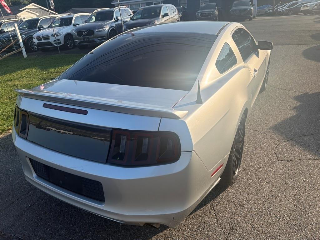 Ford Mustang 2dr Cpe V6 2014