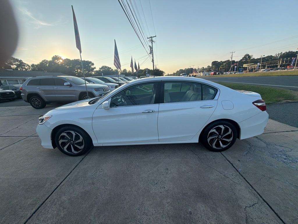 Honda Accord Sedan EX CVT w/Honda Sensing 2017