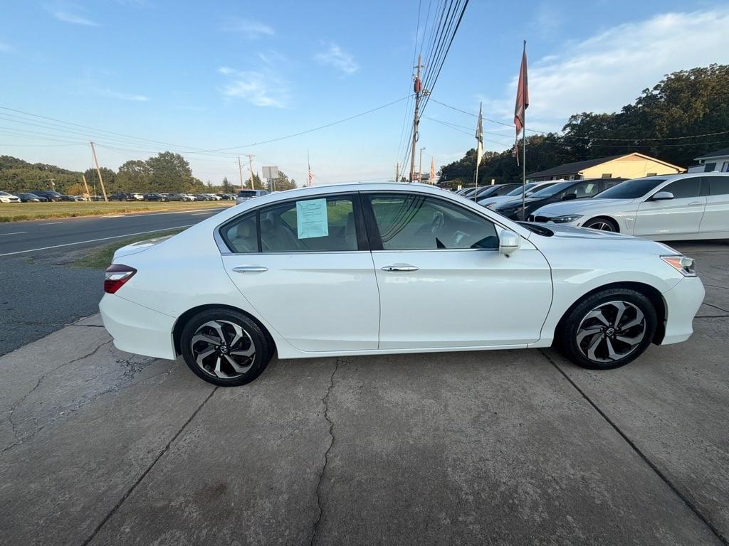 Honda Accord Sedan EX CVT w/Honda Sensing 2017