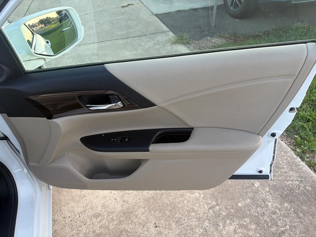 Honda Accord Sedan EX CVT w/Honda Sensing 2017