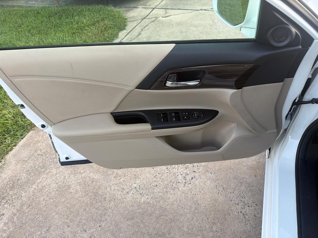 Honda Accord Sedan EX CVT w/Honda Sensing 2017