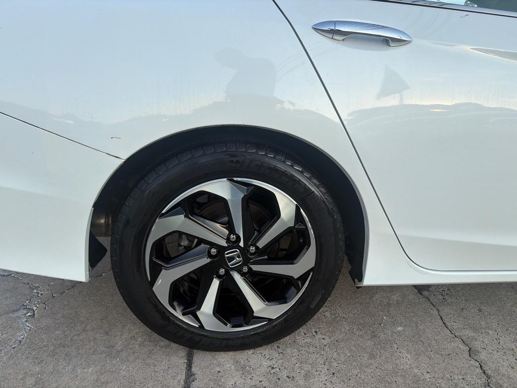 Honda Accord Sedan EX CVT w/Honda Sensing 2017