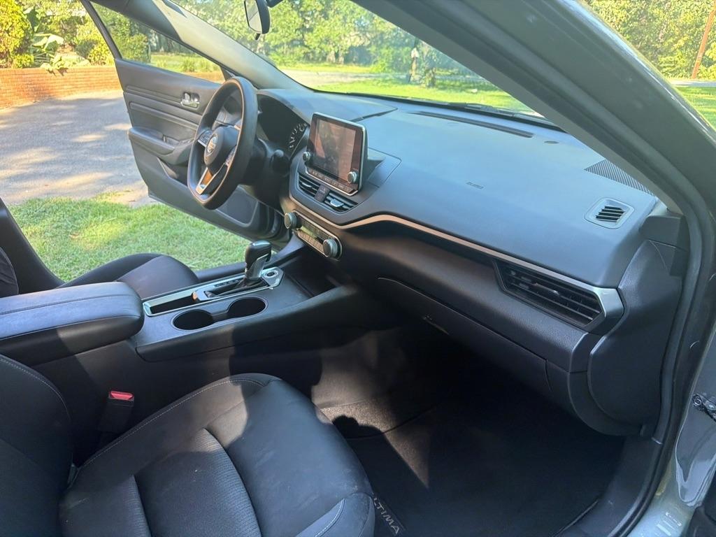 Nissan Altima 2.5 S Sedan 2019