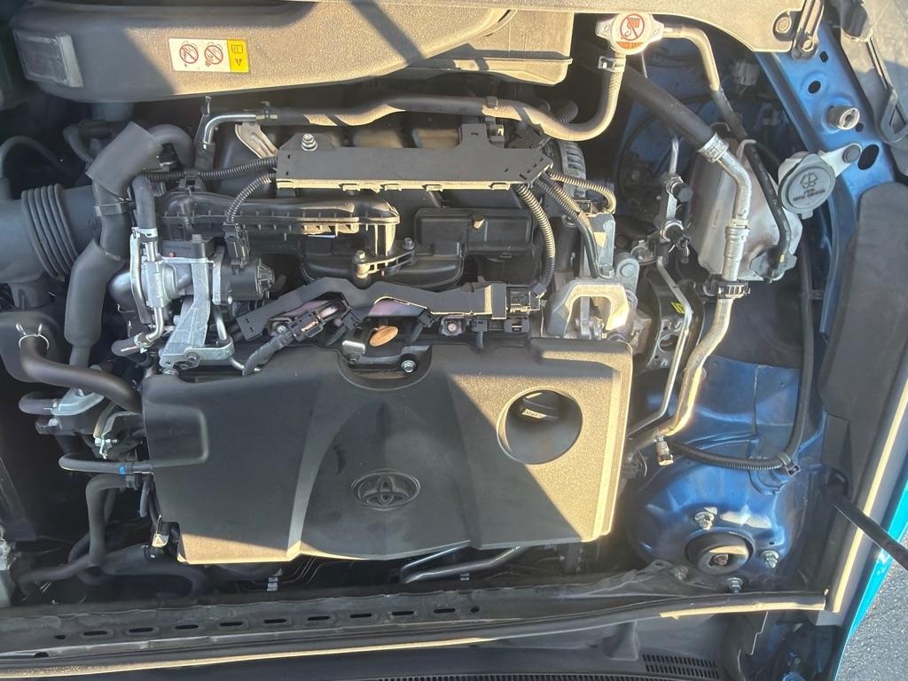 Toyota Camry SE Auto (Natl) 2020