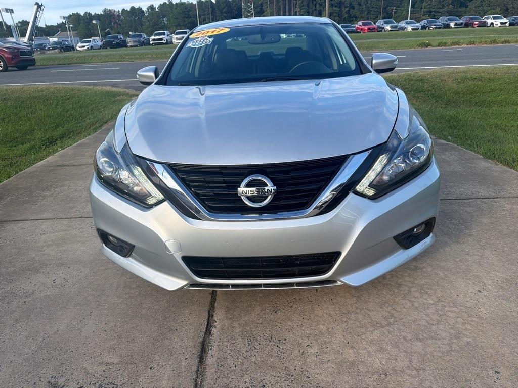 Nissan Altima 2.5 SL Sedan 2017