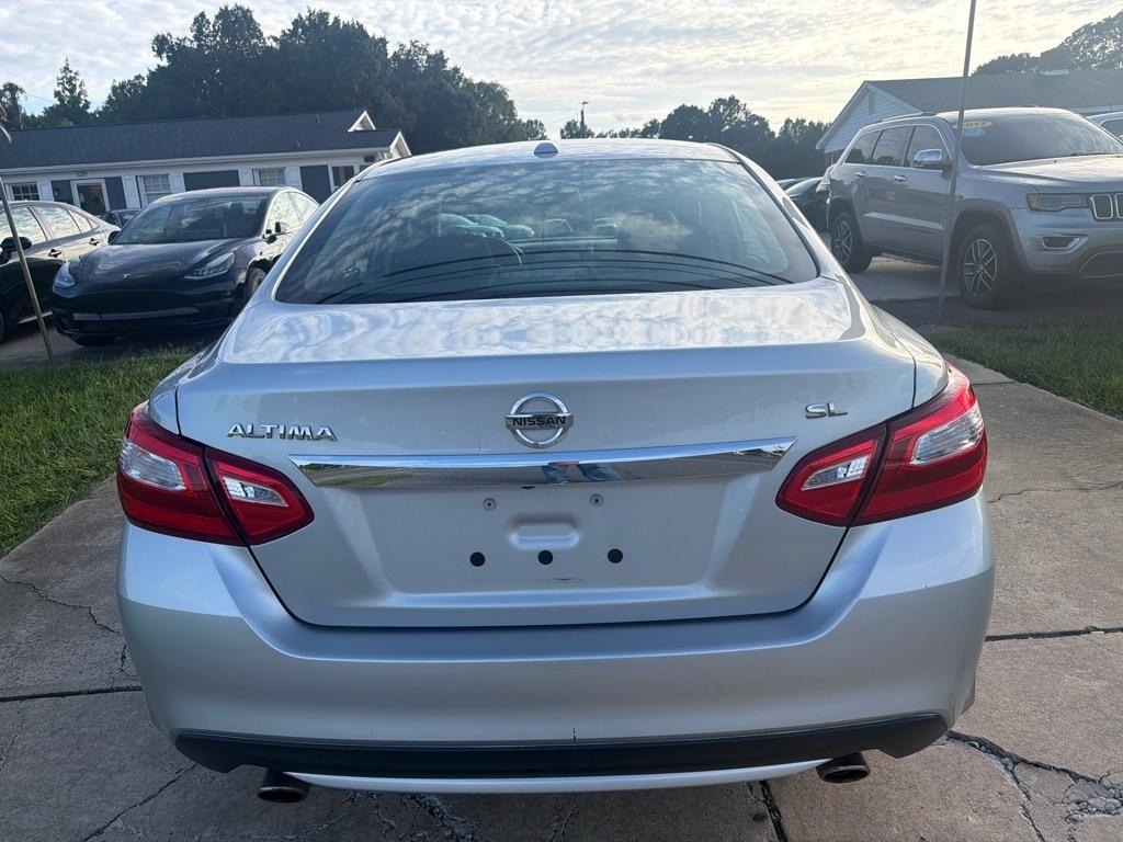 Nissan Altima 2.5 SL Sedan 2017