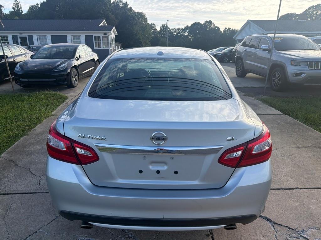 Nissan Altima 2.5 SL Sedan 2017