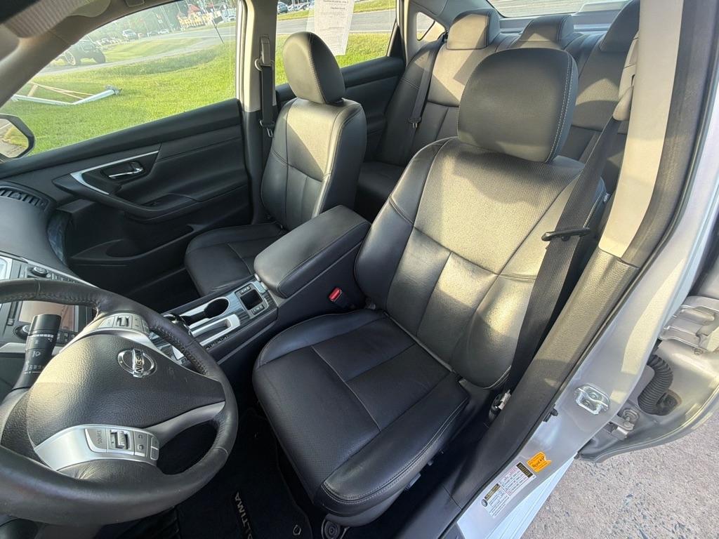 Nissan Altima 2.5 SL Sedan 2017