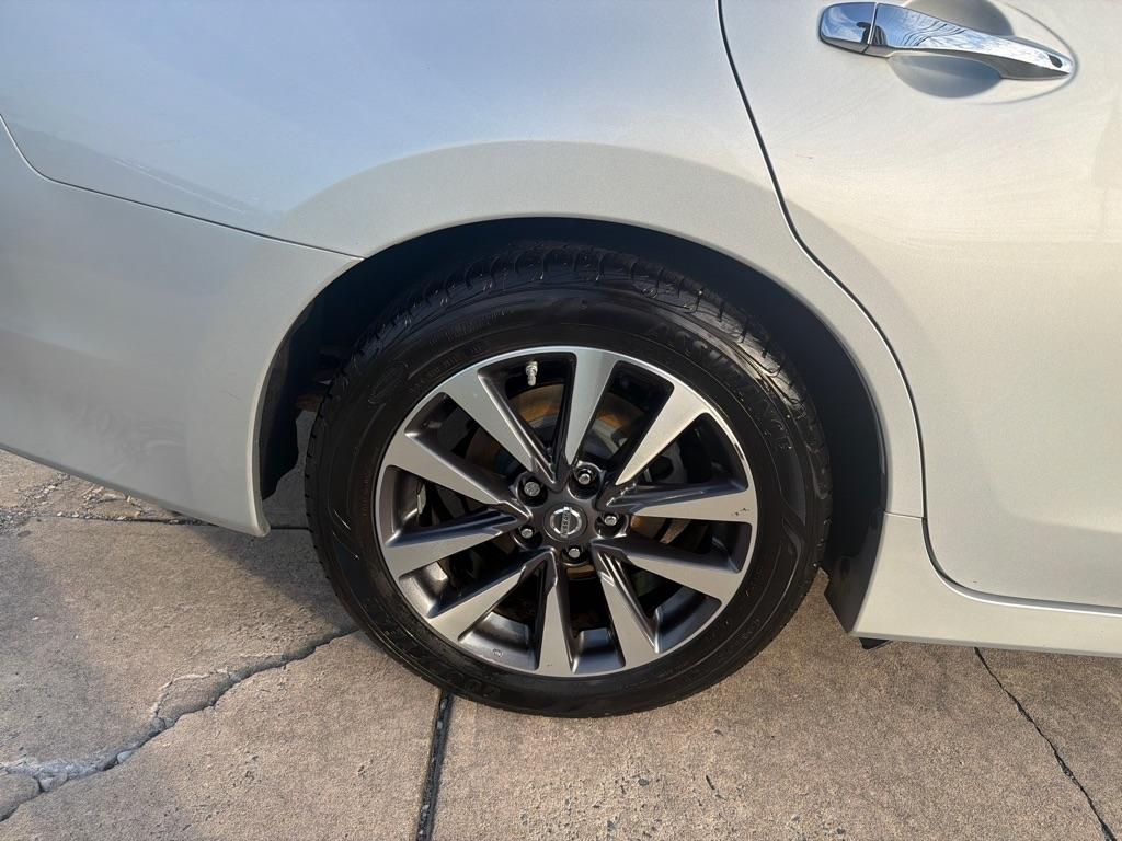 Nissan Altima 2.5 SL Sedan 2017