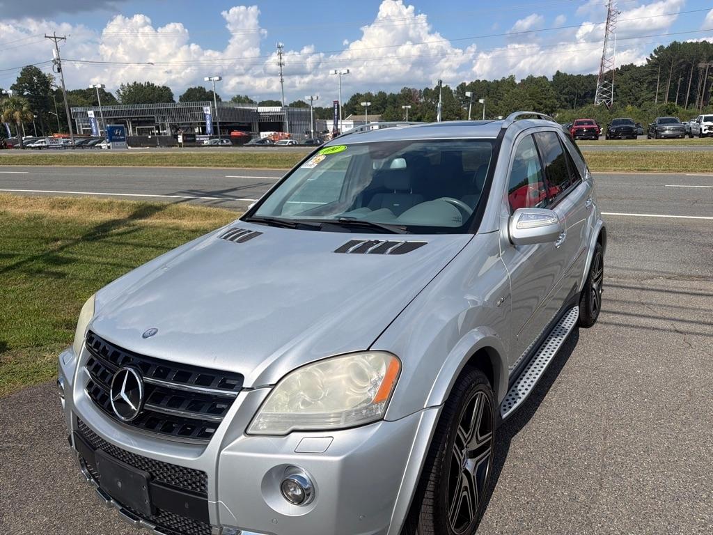 Mercedes-Benz M-Class 4MATIC 4dr 6.3L AMG 2009