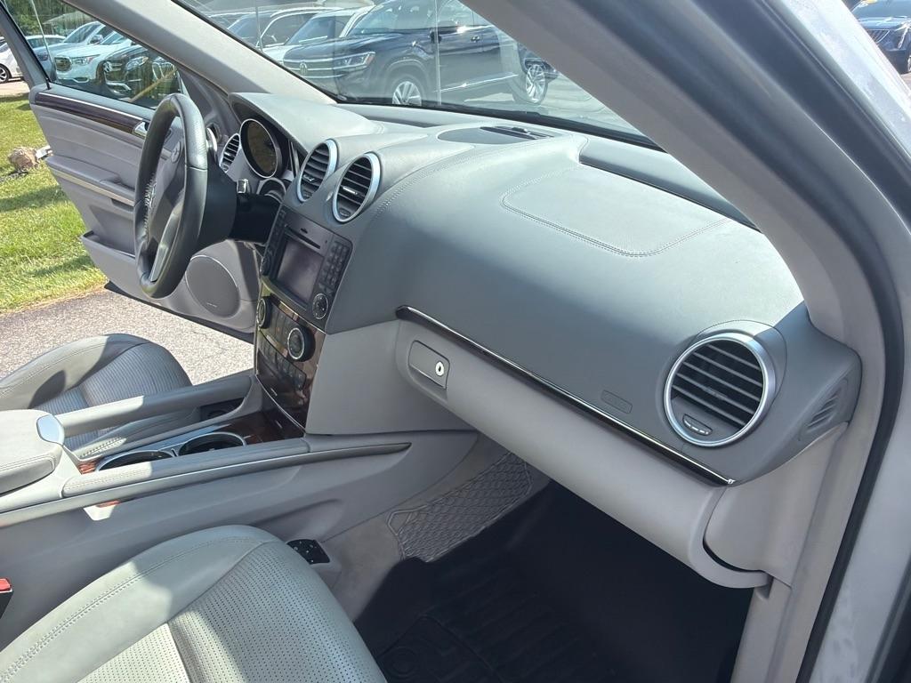 Mercedes-Benz M-Class 4MATIC 4dr 6.3L AMG 2009