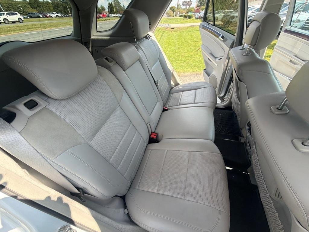 Mercedes-Benz M-Class 4MATIC 4dr 6.3L AMG 2009