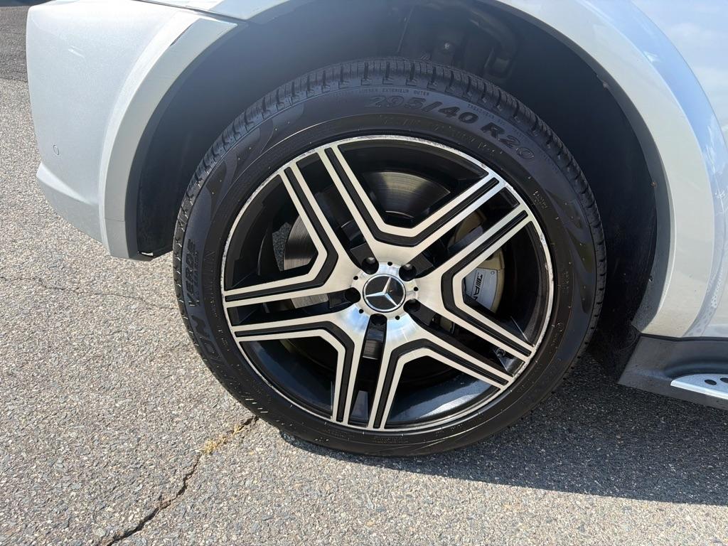Mercedes-Benz M-Class 4MATIC 4dr 6.3L AMG 2009