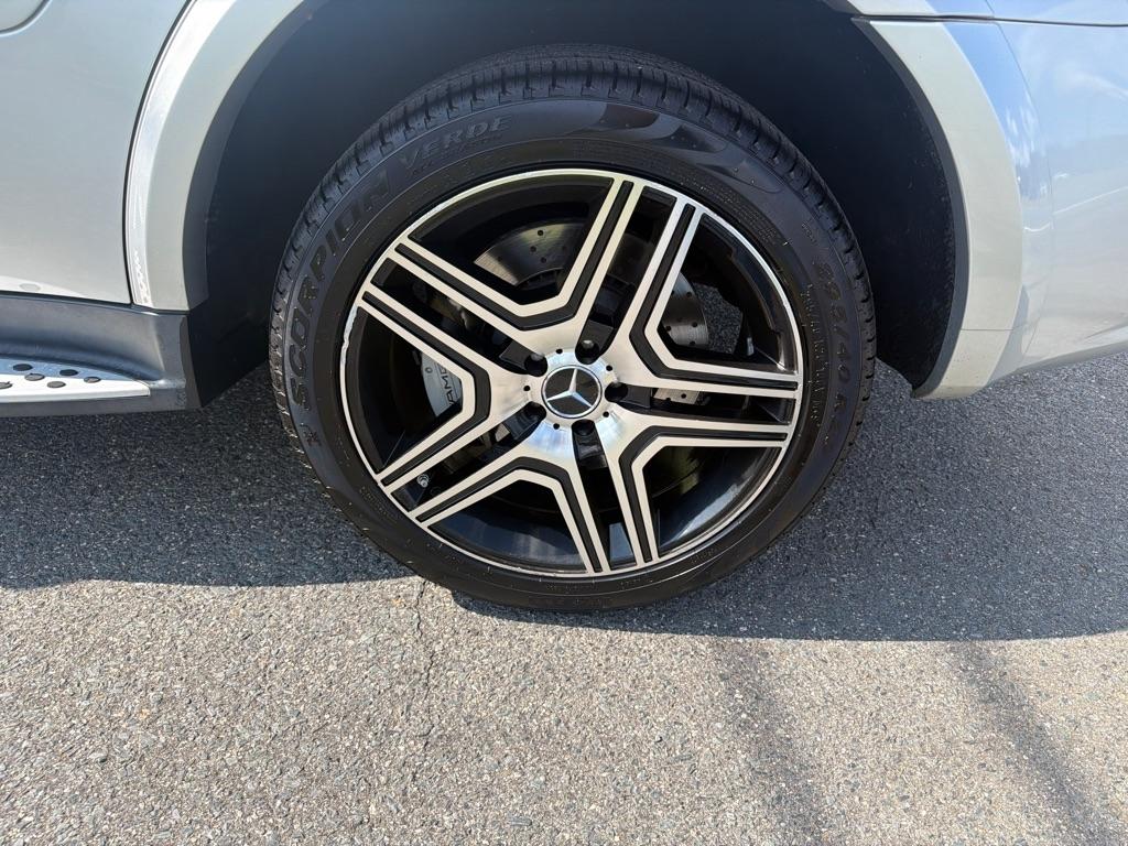 Mercedes-Benz M-Class 4MATIC 4dr 6.3L AMG 2009