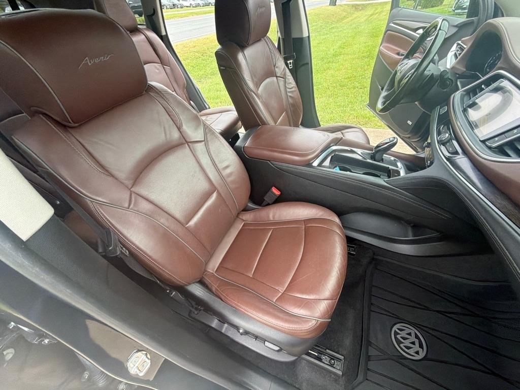 Buick Enclave FWD 4dr Avenir 2018