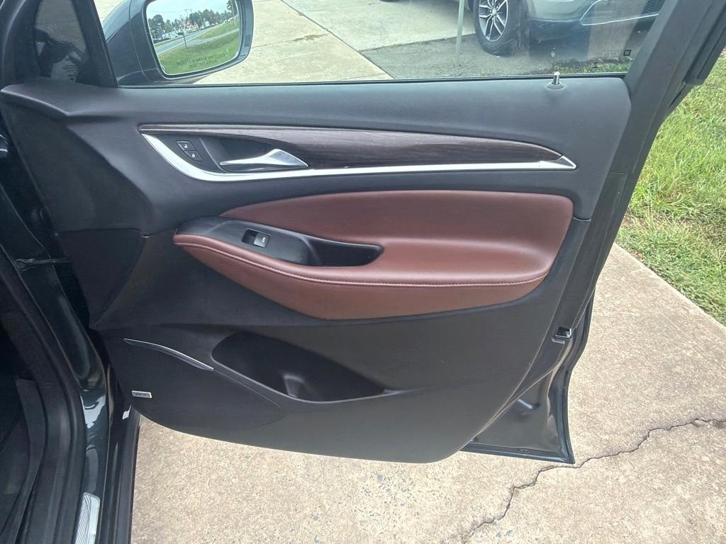 Buick Enclave FWD 4dr Avenir 2018