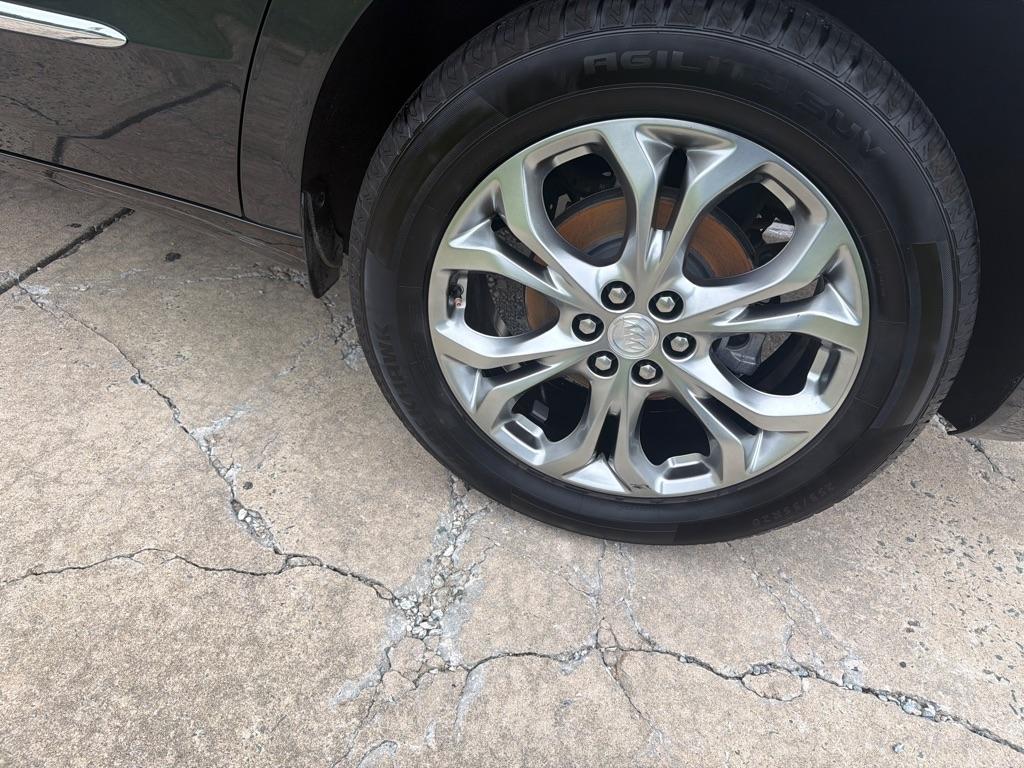 Buick Enclave FWD 4dr Avenir 2018