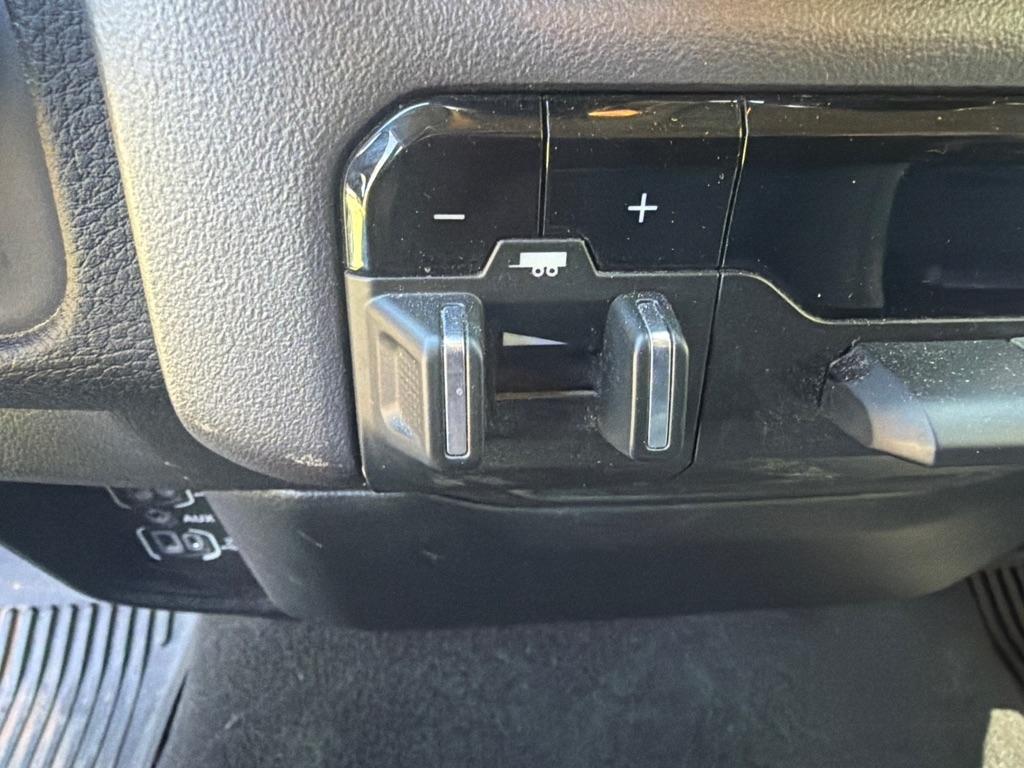 RAM 1500 Big Horn/Lone Star 4x4 Crew Cab 5'7" Box 2019