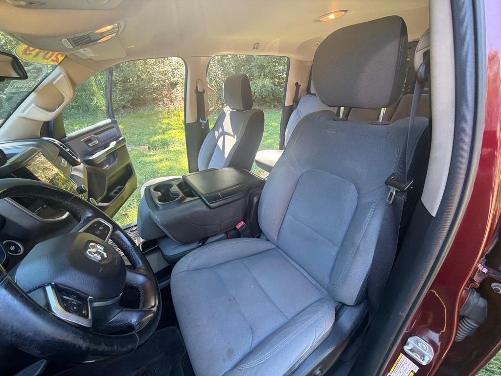 RAM 1500 Big Horn/Lone Star 4x4 Crew Cab 5'7" Box 2019