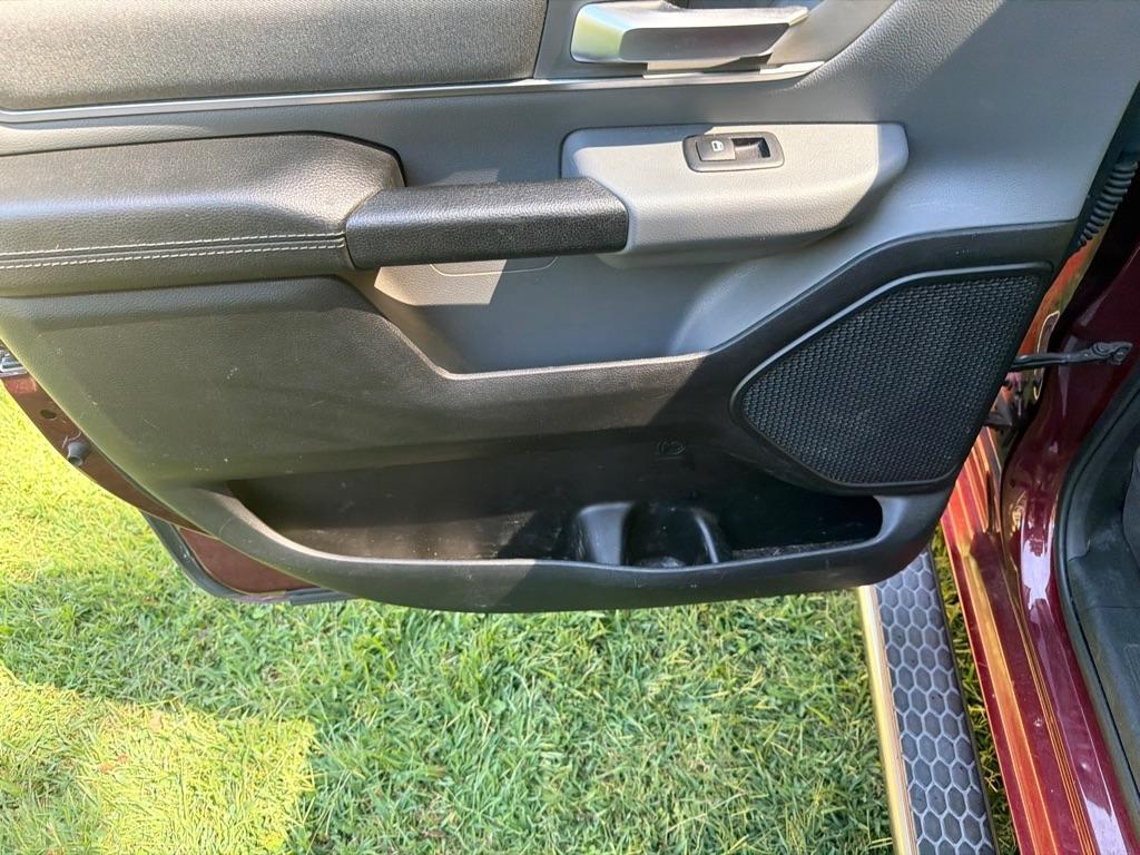 RAM 1500 Big Horn/Lone Star 4x4 Crew Cab 5'7" Box 2019