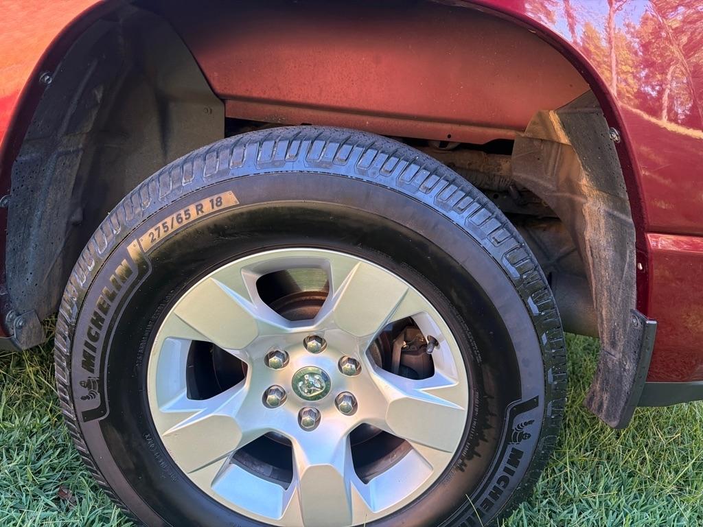 RAM 1500 Big Horn/Lone Star 4x4 Crew Cab 5'7" Box 2019