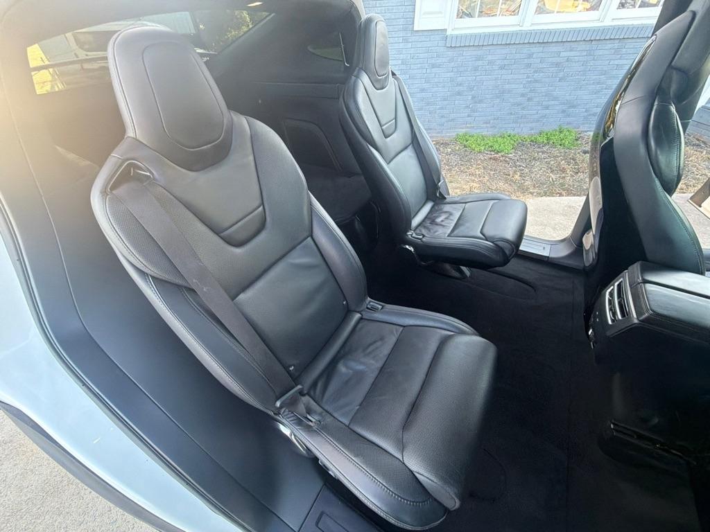 Tesla Model X AWD 4dr P100D 2016