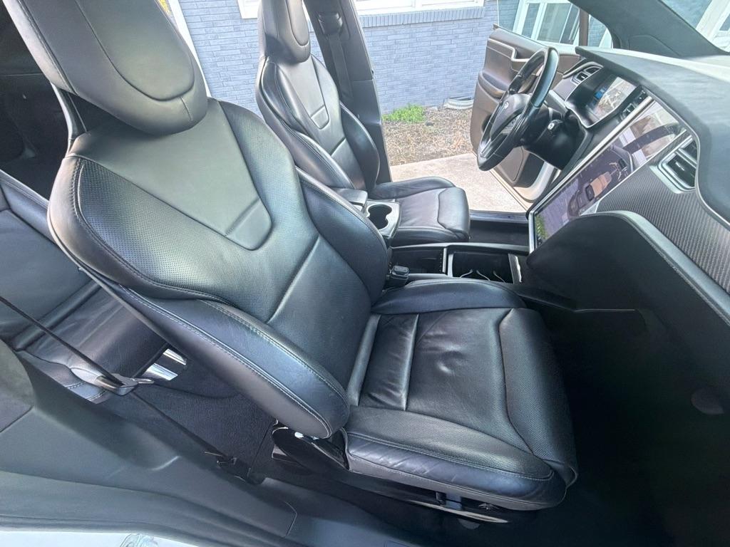 Tesla Model X AWD 4dr P100D 2016