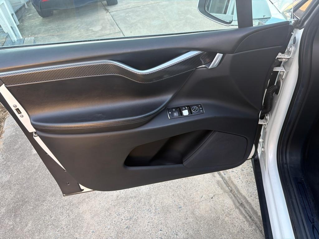 Tesla Model X AWD 4dr P100D 2016