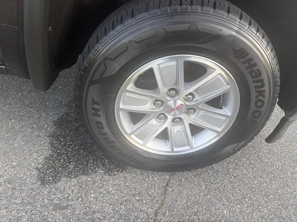 GMC Sierra 1500 2WD Crew Cab 143.5" SLE 2015