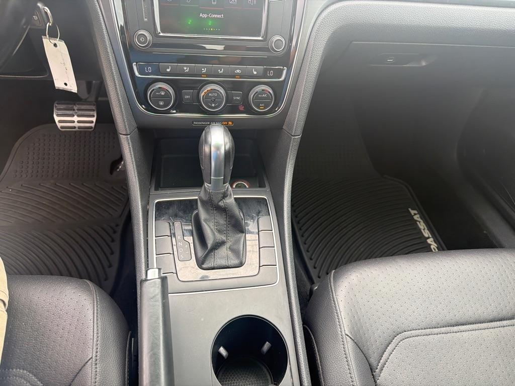 Volkswagen Passat 2.0T S Auto 2018