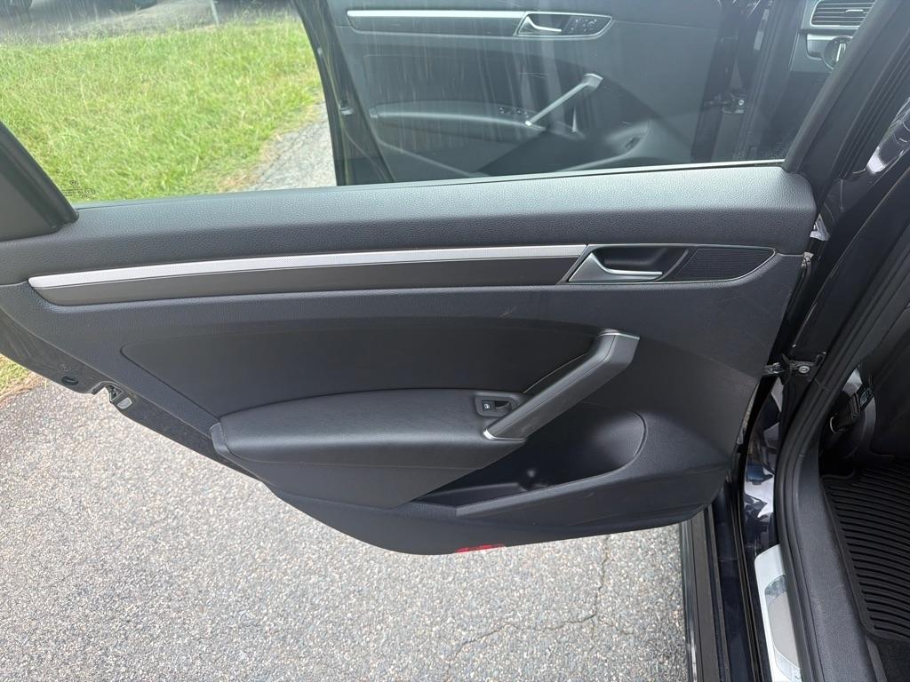 Volkswagen Passat 2.0T S Auto 2018