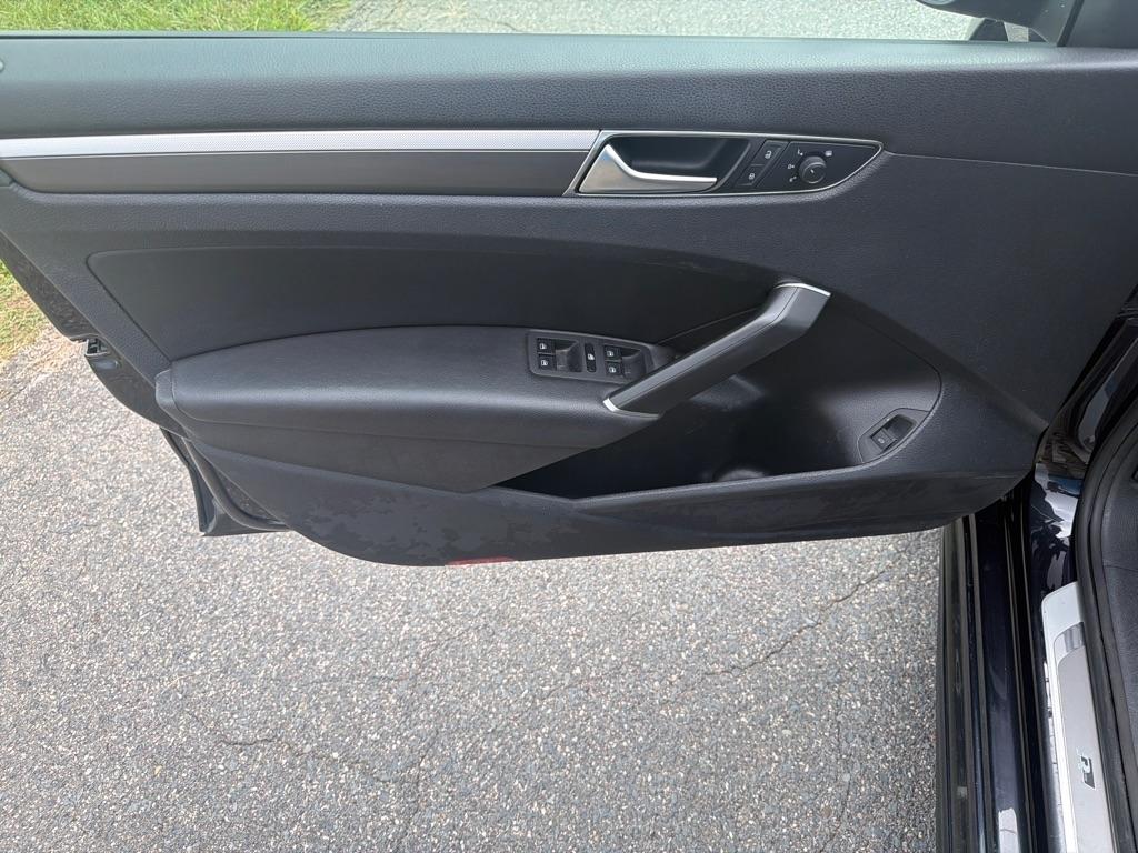 Volkswagen Passat 2.0T S Auto 2018