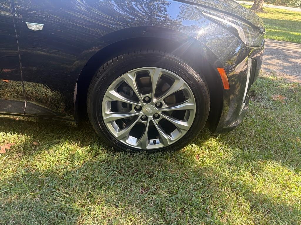 Cadillac CT5 4dr Sdn Premium Luxury 2021