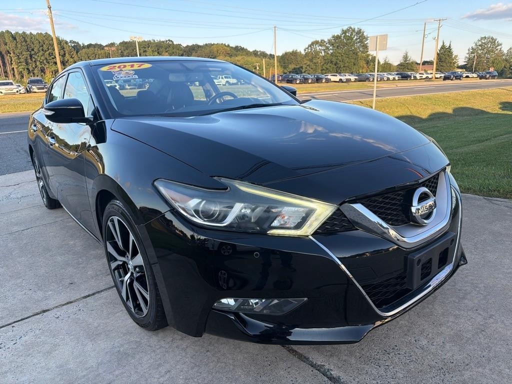 Nissan Maxima SV 3.5L 2017