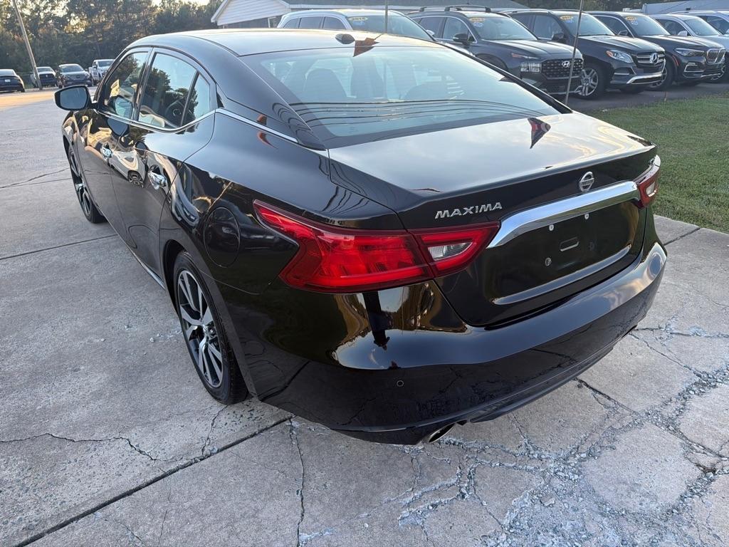 Nissan Maxima SV 3.5L 2017