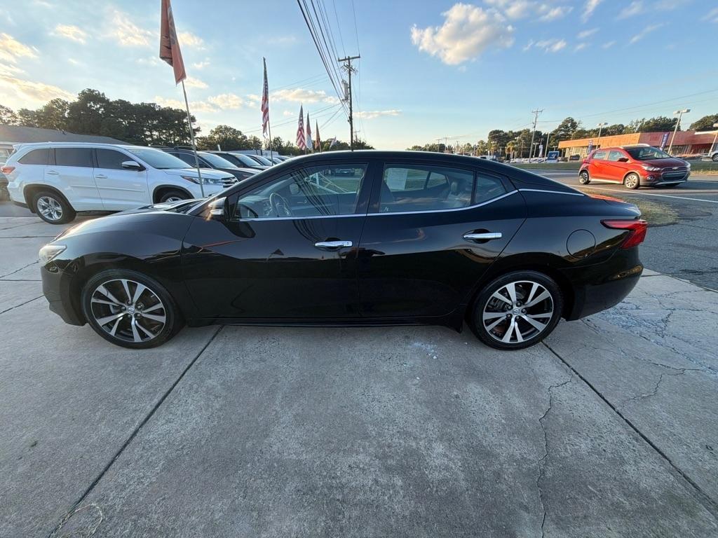 Nissan Maxima SV 3.5L 2017