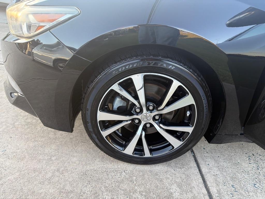 Nissan Maxima SV 3.5L 2017