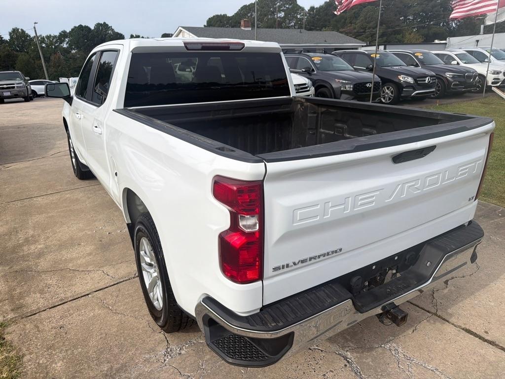 Chevrolet Silverado 1500 2WD Crew Cab 147" LT 2021