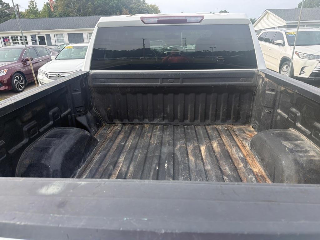 Chevrolet Silverado 1500 2WD Crew Cab 147" LT 2021